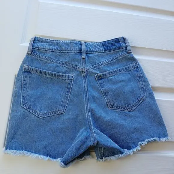 Hollister Ultra High-Rise 90s Short 00 W24 med wash denim jorts cutoff jeans - Picture 2 of 13